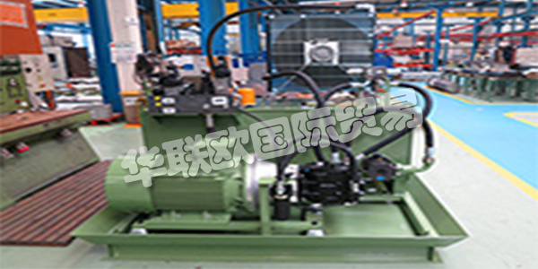 GLUAL擁有自己的ENGINEERING DEPARTMENT專業(yè)從事工業(yè)過程的自動(dòng)化：液壓  　　系統(tǒng)和電子系統(tǒng)?？蛻魸M意是他們整合最佳交鑰匙解決方案的主要目標(biāo)。
